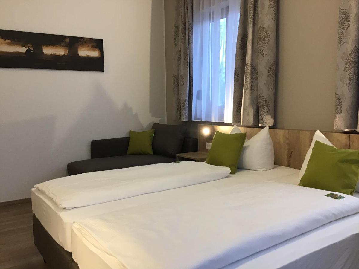 Gasthof Hotel Esterer Розенхайм Экстерьер фото