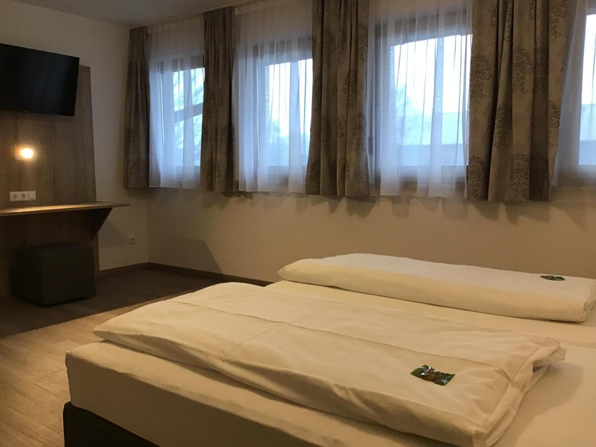 Gasthof Hotel Esterer Розенхайм Экстерьер фото