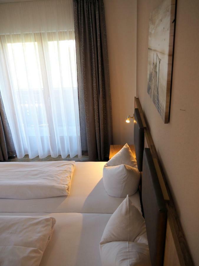 Gasthof Hotel Esterer Розенхайм Экстерьер фото